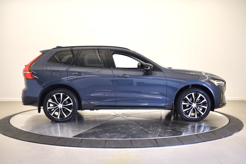 Used 2023 Volvo XC60 SUV