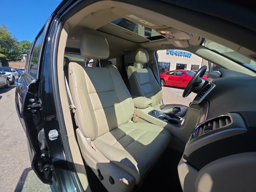 used 2018 Jeep Grand Cherokee car, priced at $18,895