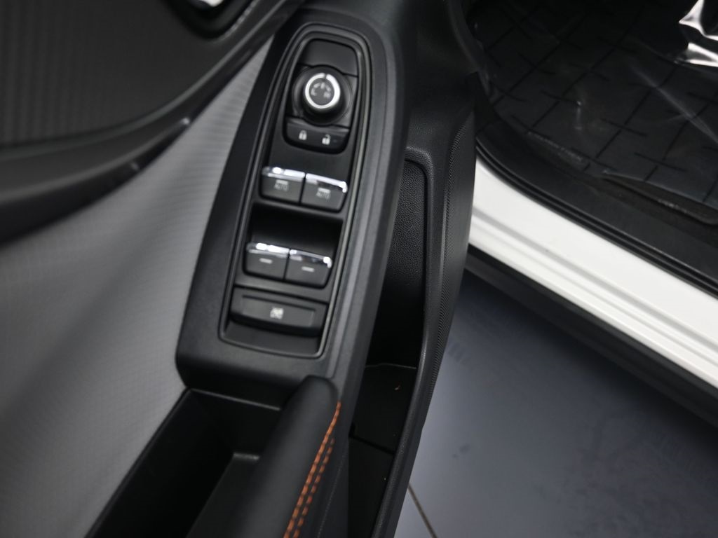 2023 Subaru Crosstrek Limited photo 9
