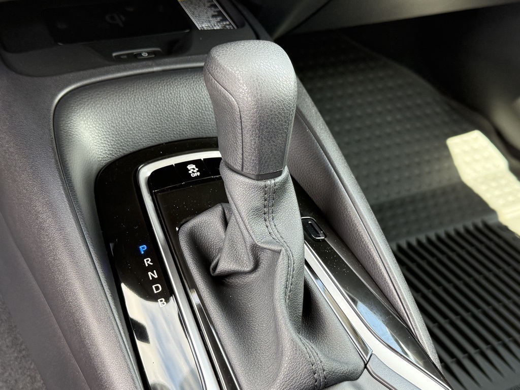2025 Toyota Corolla LE photo 22