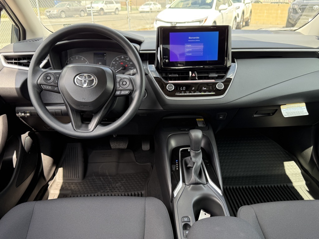2025 Toyota Corolla LE photo 24