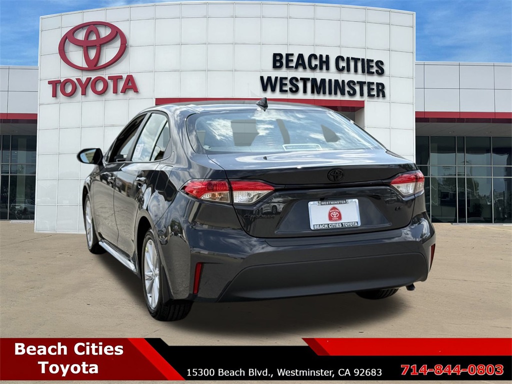 2025 Toyota Corolla LE photo 8