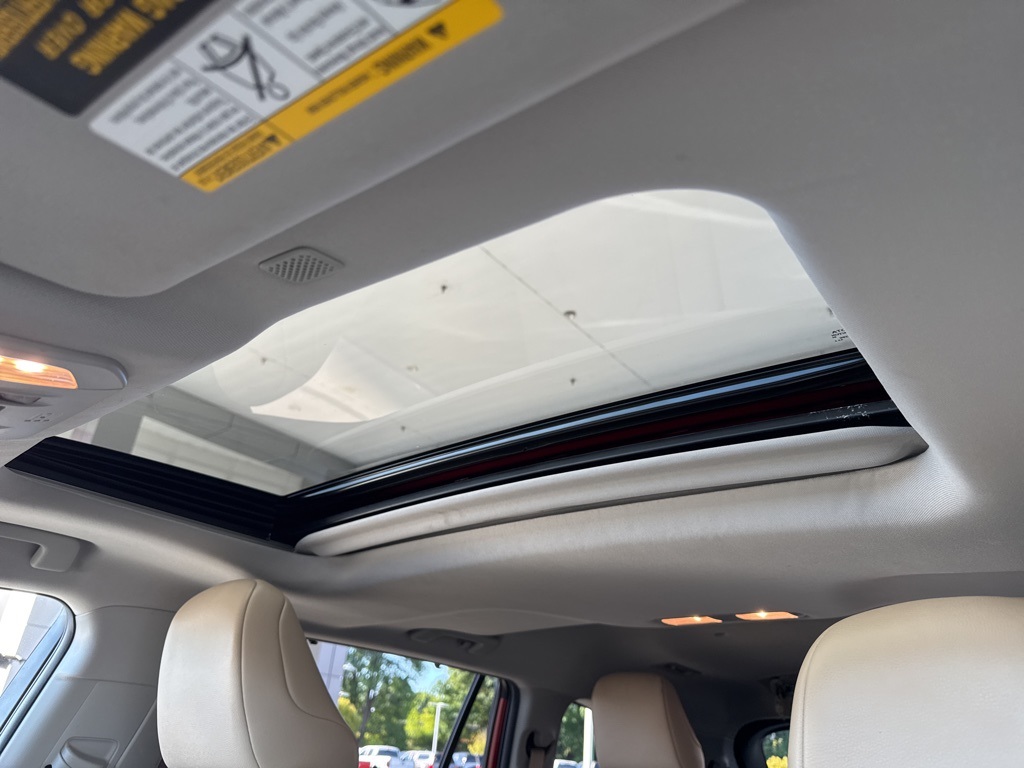 2022 Toyota Highlander XLE photo 13