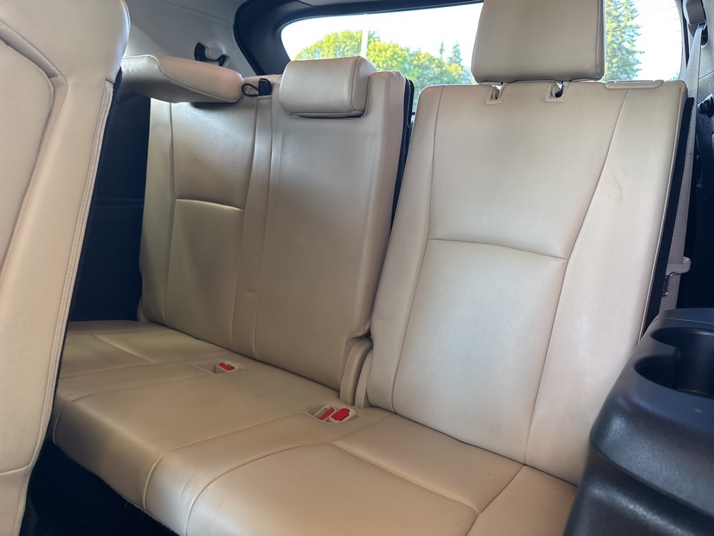 2022 Toyota Highlander XLE photo 21
