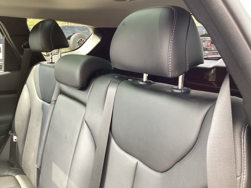 2023 Hyundai Santa Fe SEL Premium photo 8