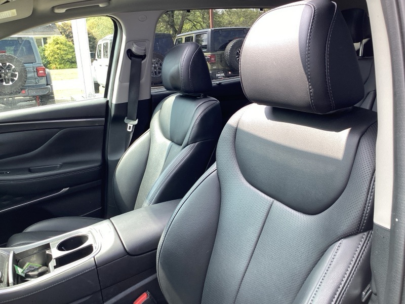 2023 Hyundai Santa Fe SEL Premium photo 11