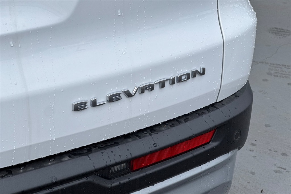 new 2026 GMC Acadia car, priced at $45,095