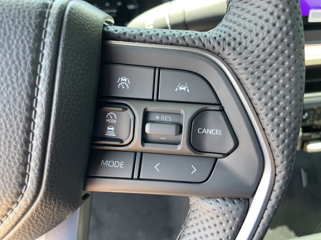 2025 Toyota Tacoma TRD Sport 4x4 Double Cab photo 16
