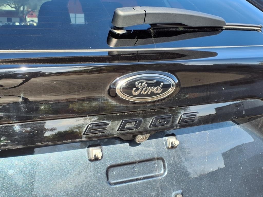 2023 Ford Edge SE photo 22