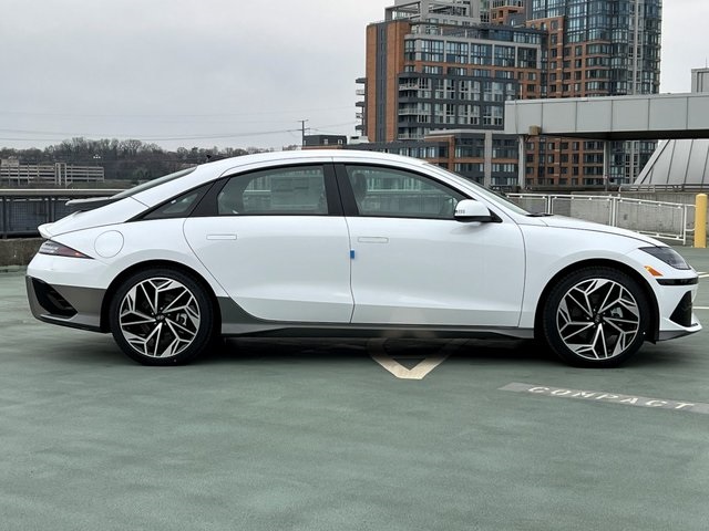 IONIQ 6 SEL