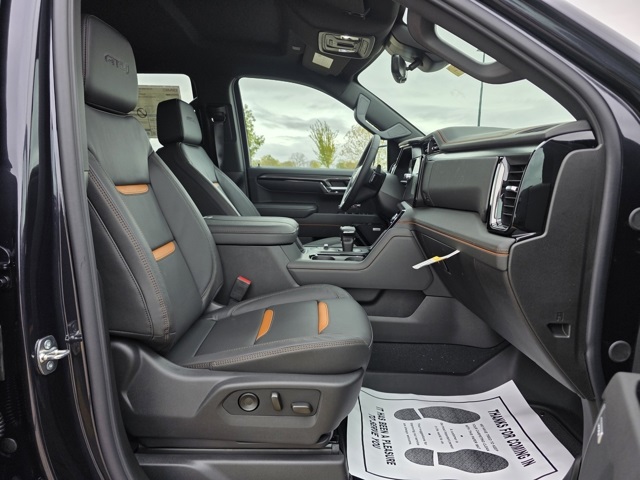 2026 GMC Sierra 1500 Crew Cab, Standard Bed, AT4, 4WD