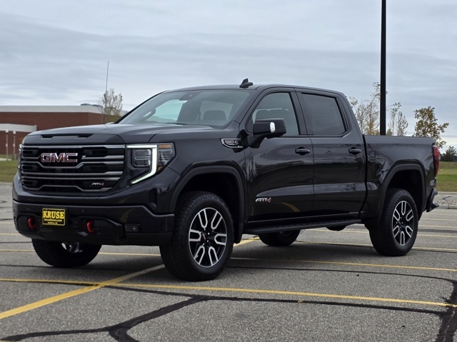 2026 GMC Sierra 1500 Crew Cab, Standard Bed, AT4, 4WD