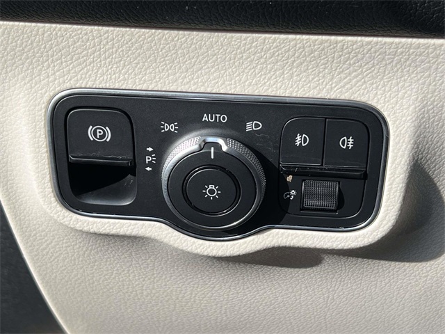 used 2025 Mercedes-Benz GLB car, priced at $47,451