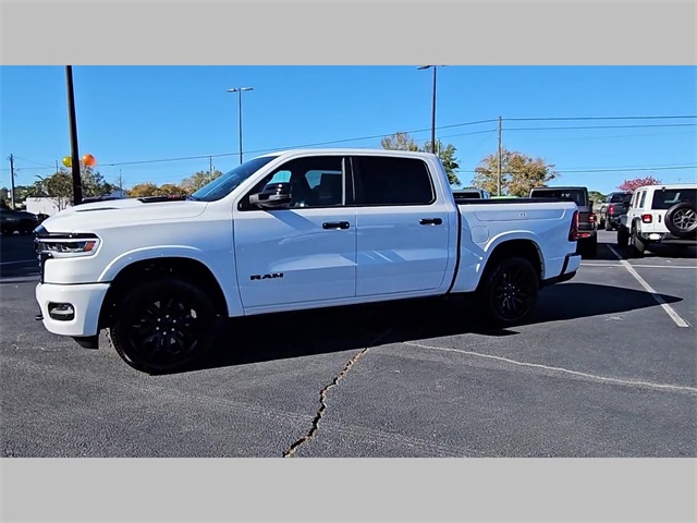 2026 Ram 1500 Limited Crew Cab 4x4 5'7" Box