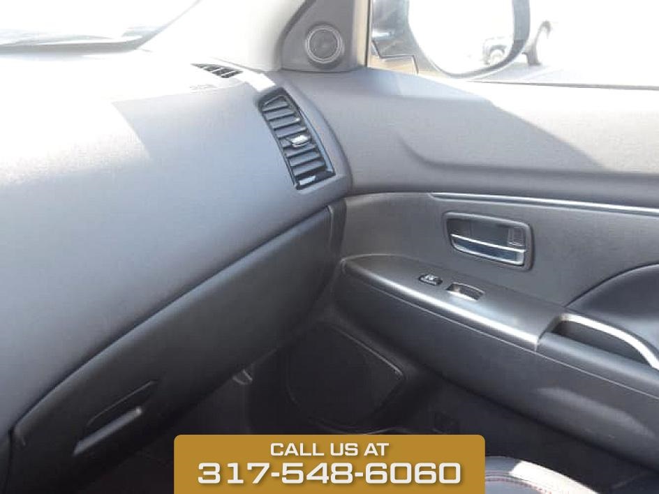 2024 Gray Mitsubishi Outlander Sport 2.0 SE 4X4 SUV