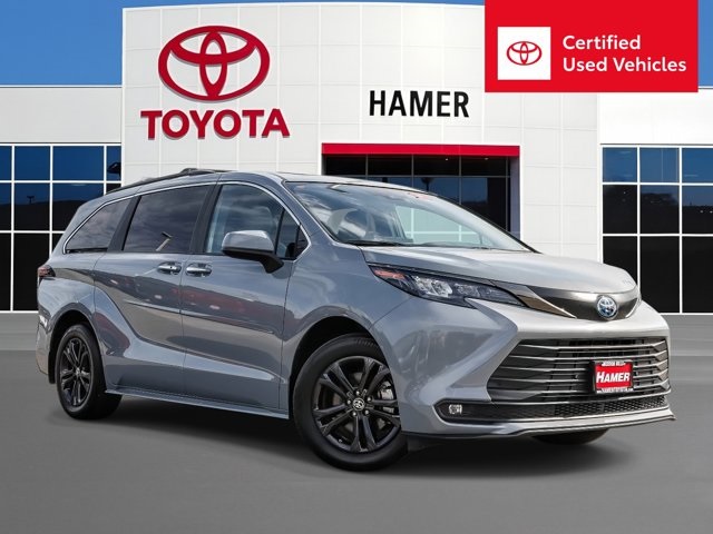 used 2024 Toyota Sienna car, priced at $49,592