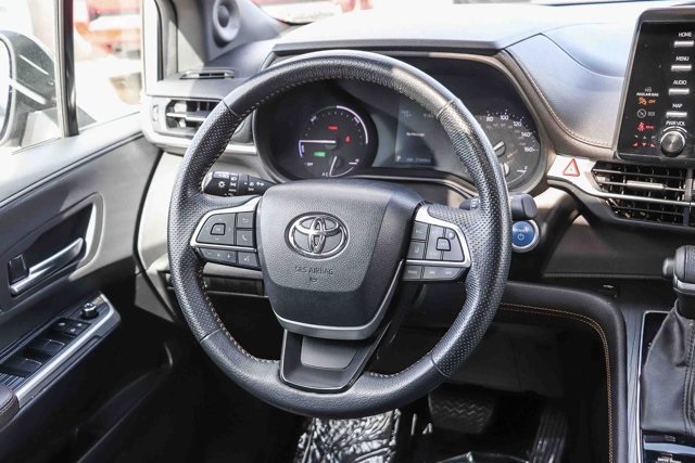 used 2024 Toyota Sienna car, priced at $49,592