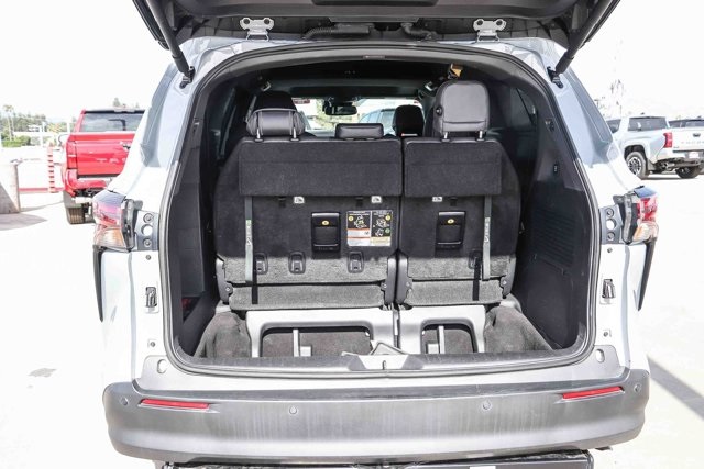 used 2024 Toyota Sienna car, priced at $49,592