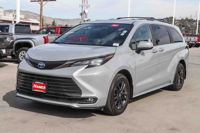 used 2024 Toyota Sienna car, priced at $49,592