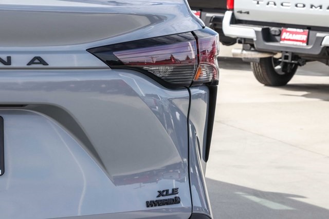 used 2024 Toyota Sienna car, priced at $49,592