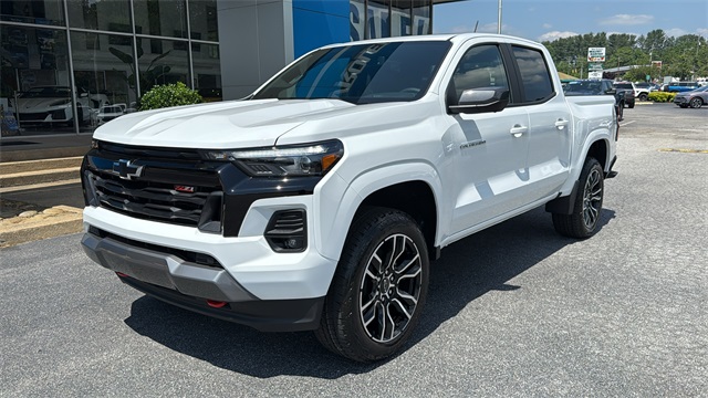new 2025 Chevrolet Colorado car, priced at $51,215