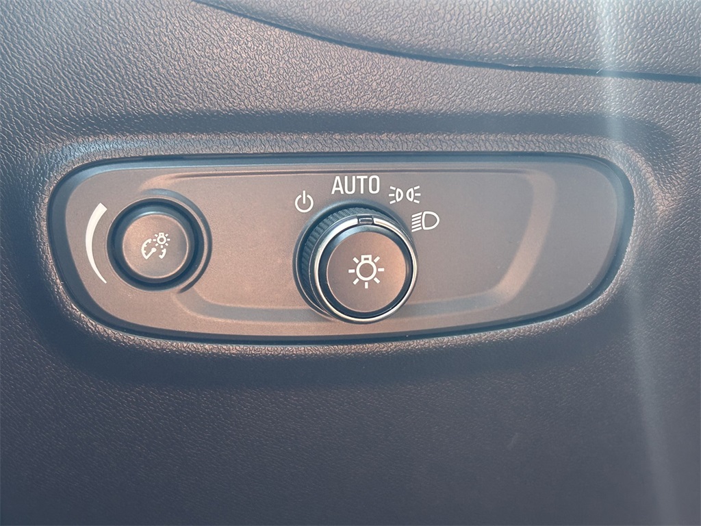 Used 2022 Chevrolet Equinox SUV