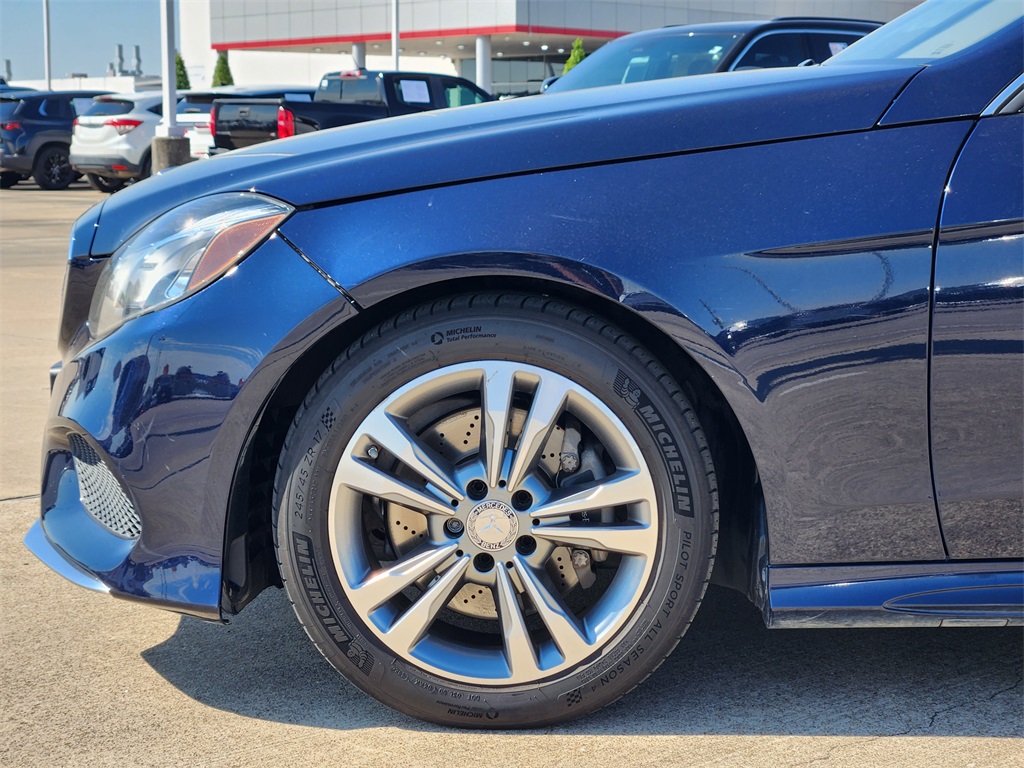 2015 Mercedes Benz E 250 BlueTEC photo 7