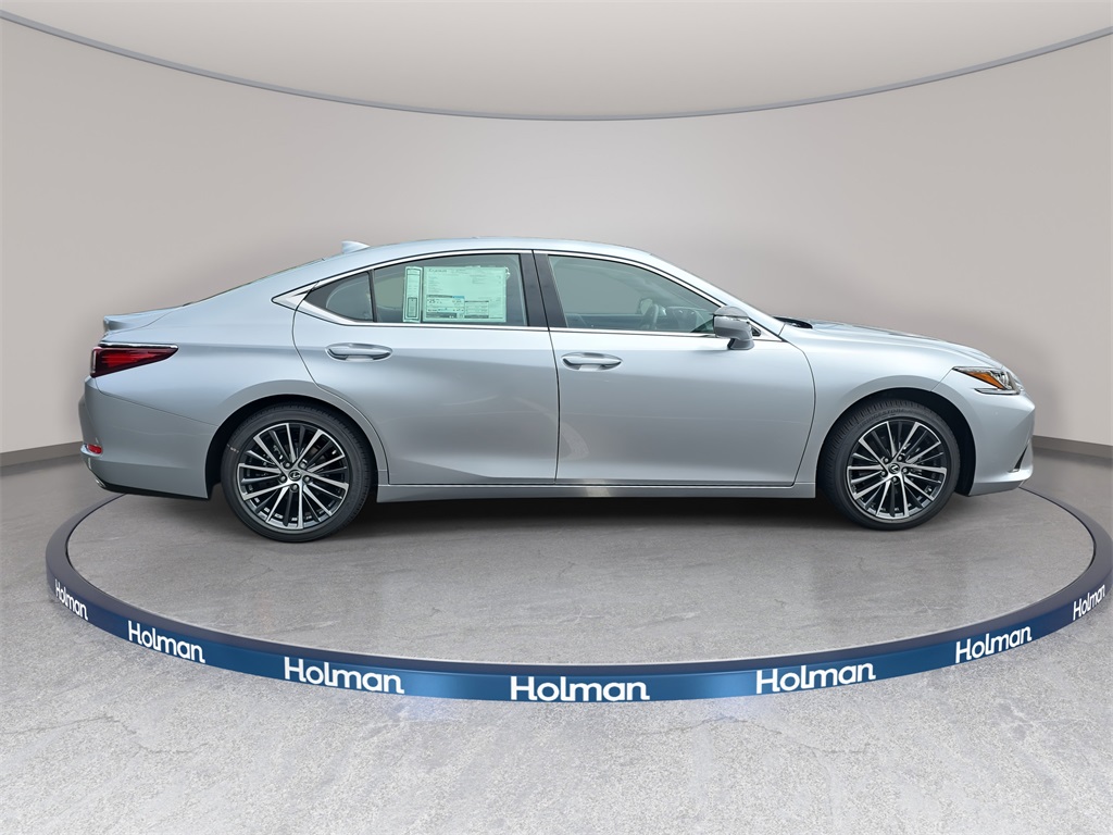 2025 Lexus ES 350 photo 4