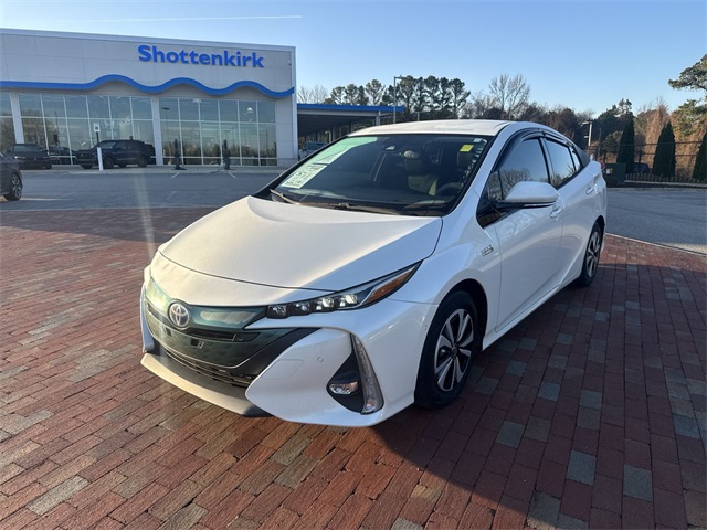 2019 Toyota Prius Prime Advanced's photo