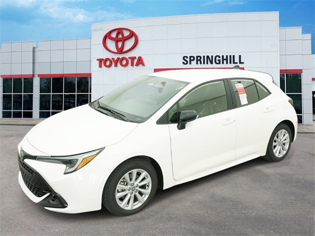 2026 Toyota Corolla Hatchback SE's photo