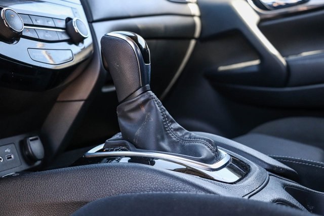 used 2020 Nissan Rogue car, priced at $18,592