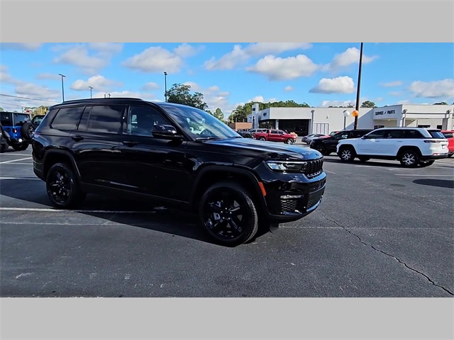 2025 Jeep Grand Cherokee L Limited 4x2