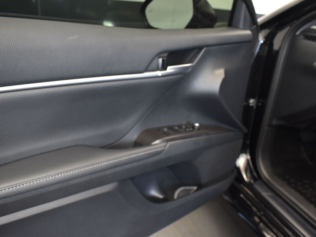 2024 Midnight Black Toyota Camry XSE FWD Sedan
