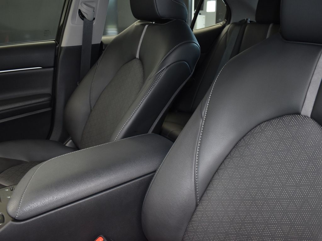 2024 Midnight Black Toyota Camry XSE FWD Sedan