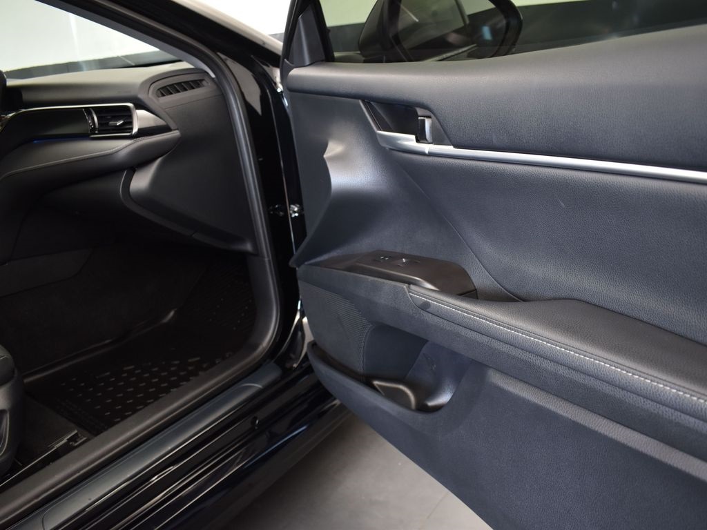 2024 Midnight Black Toyota Camry XSE FWD Sedan