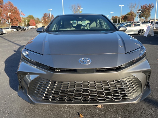 2026 Toyota Camry SE photo 2