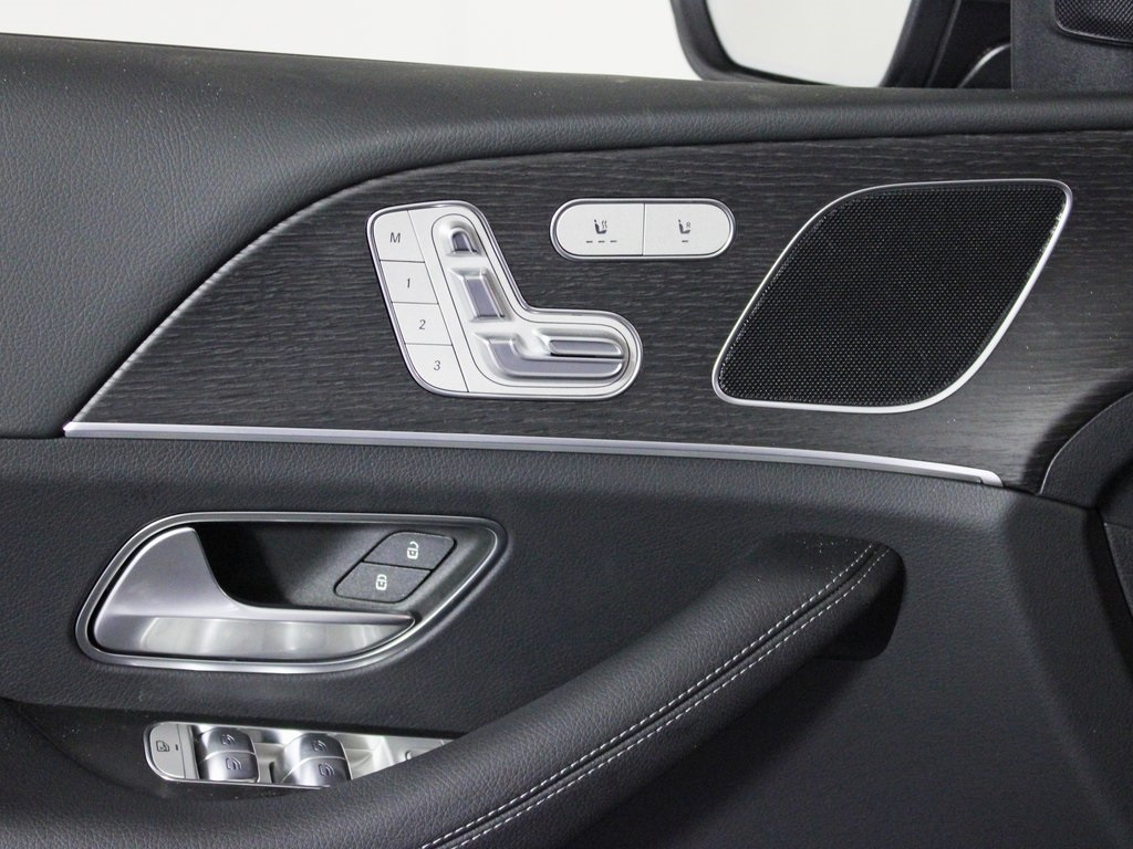 used 2026 Mercedes-Benz GLE car, priced at $63,998