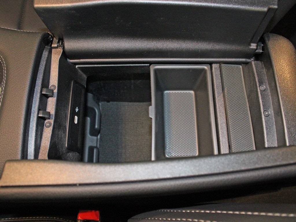 used 2026 Mercedes-Benz GLE car, priced at $63,998