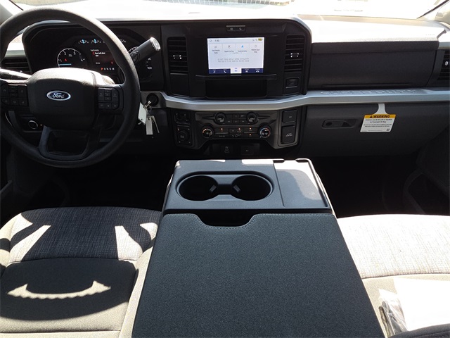 2025 Ford F-250 XLT photo 11