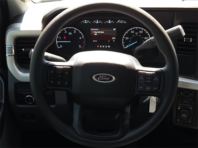 2025 Ford F-250 XLT photo 13