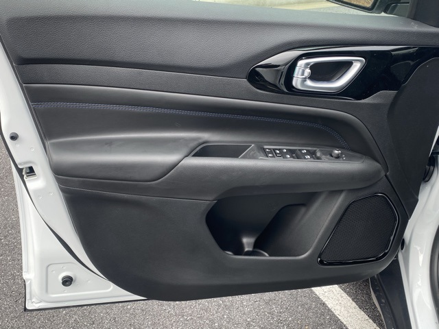 new 2026 Jeep Compass car, priced at $24,761