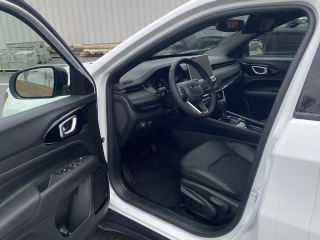 new 2026 Jeep Compass car, priced at $24,761