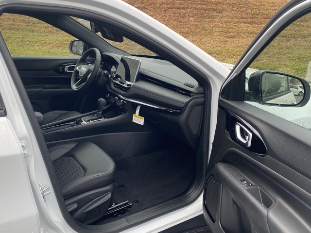 new 2026 Jeep Compass car, priced at $24,761