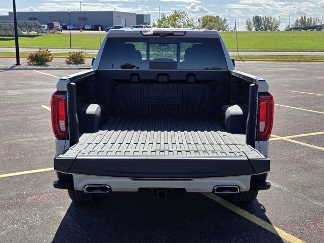 2026 GMC Sierra 1500 Crew Cab, Short Bed, Denali Ultimate, 4WD