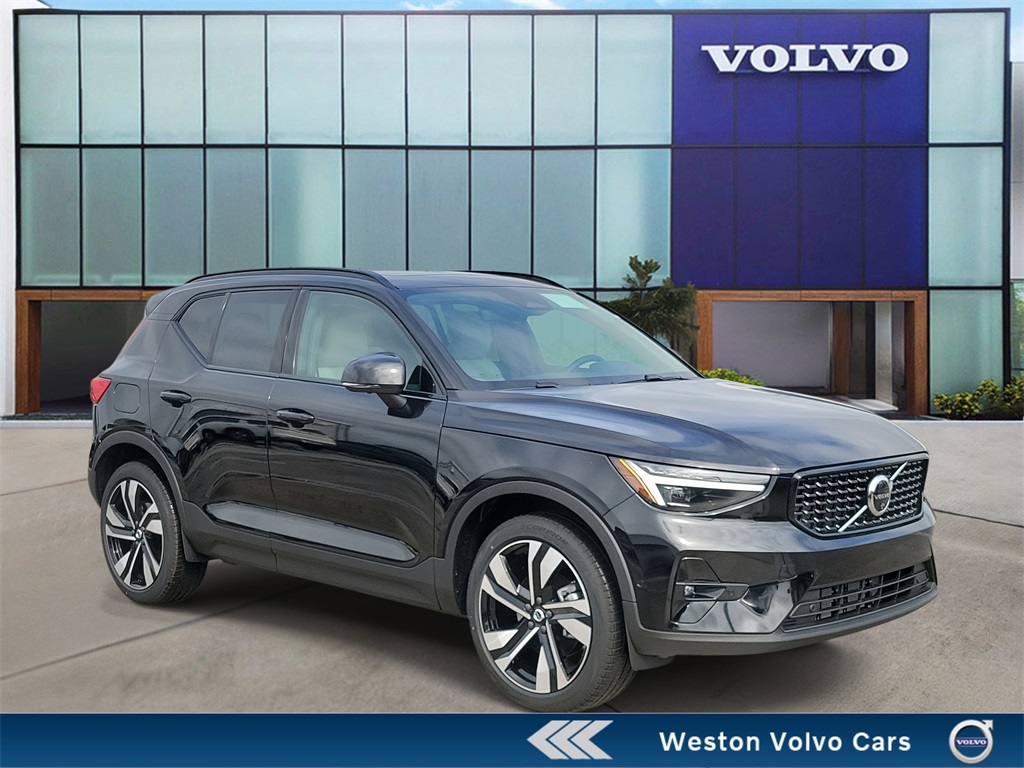 new 2026 Volvo XC40 car, priced at $50,200