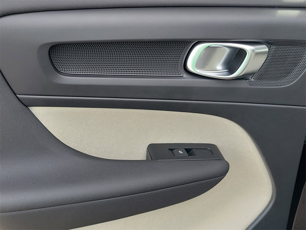 new 2026 Volvo XC40 car, priced at $50,200