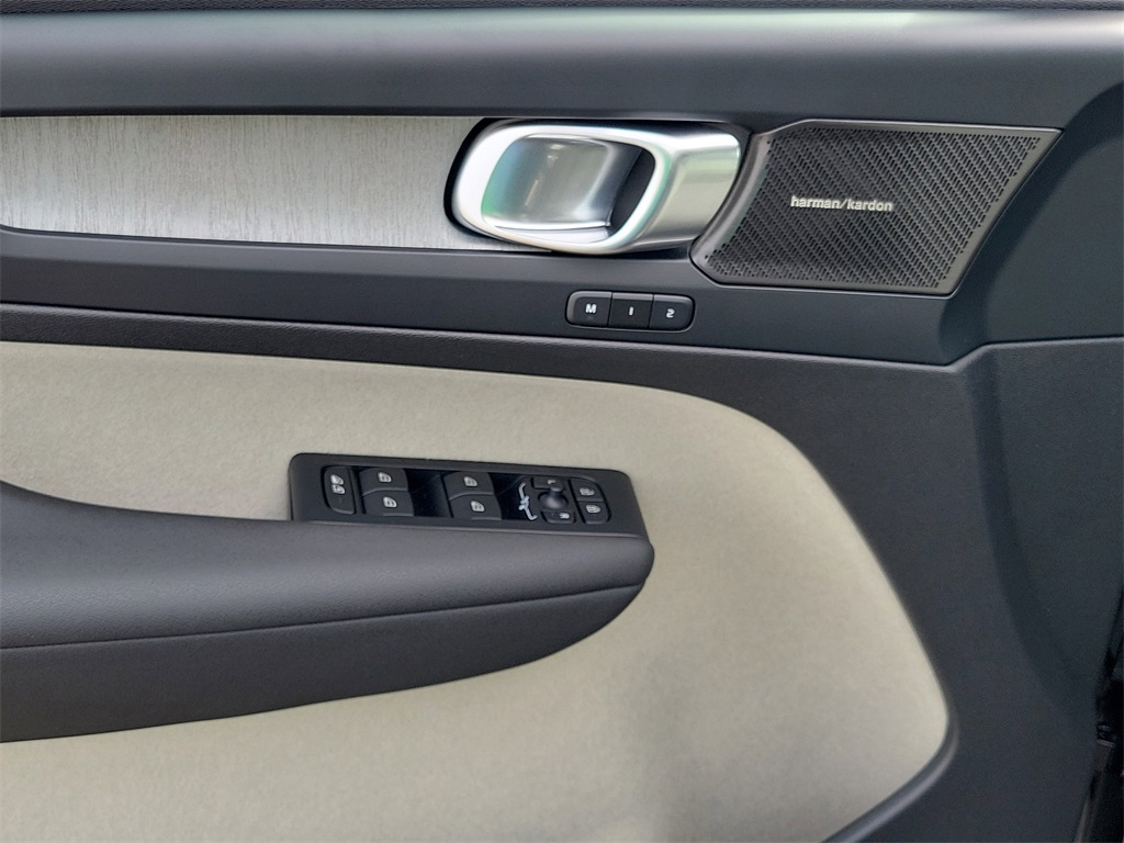 new 2026 Volvo XC40 car, priced at $50,200