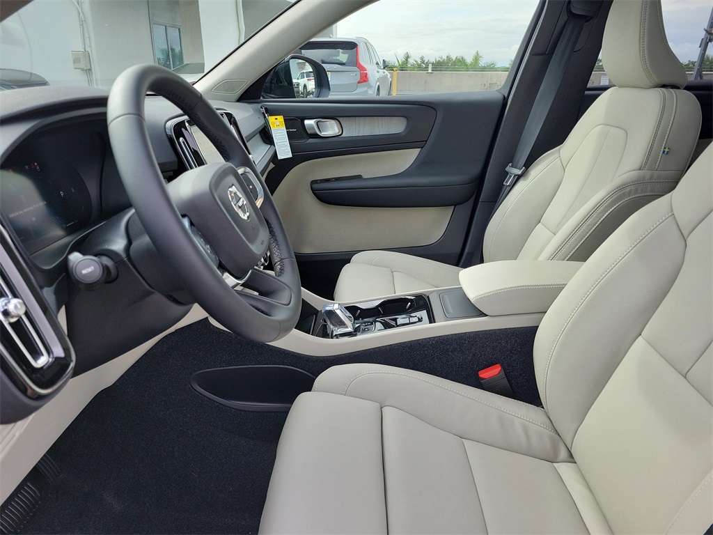 new 2026 Volvo XC40 car, priced at $50,200