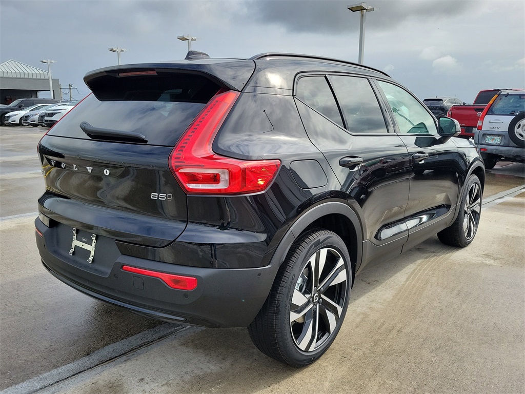 new 2026 Volvo XC40 car, priced at $50,200