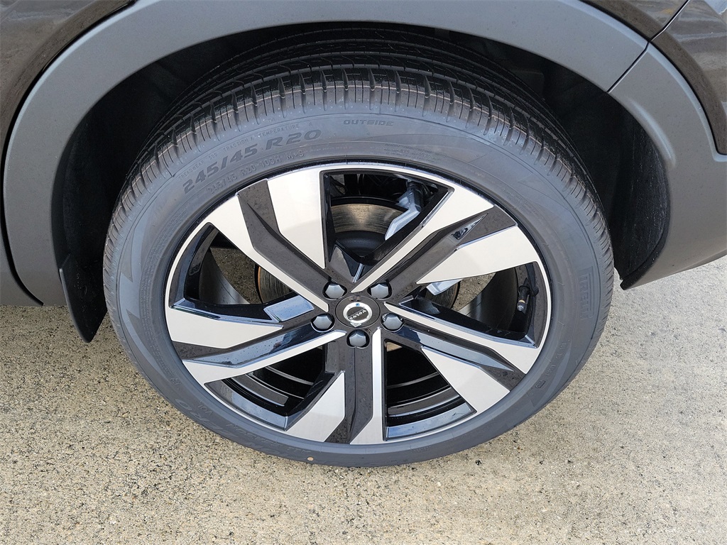 new 2026 Volvo XC40 car, priced at $50,200